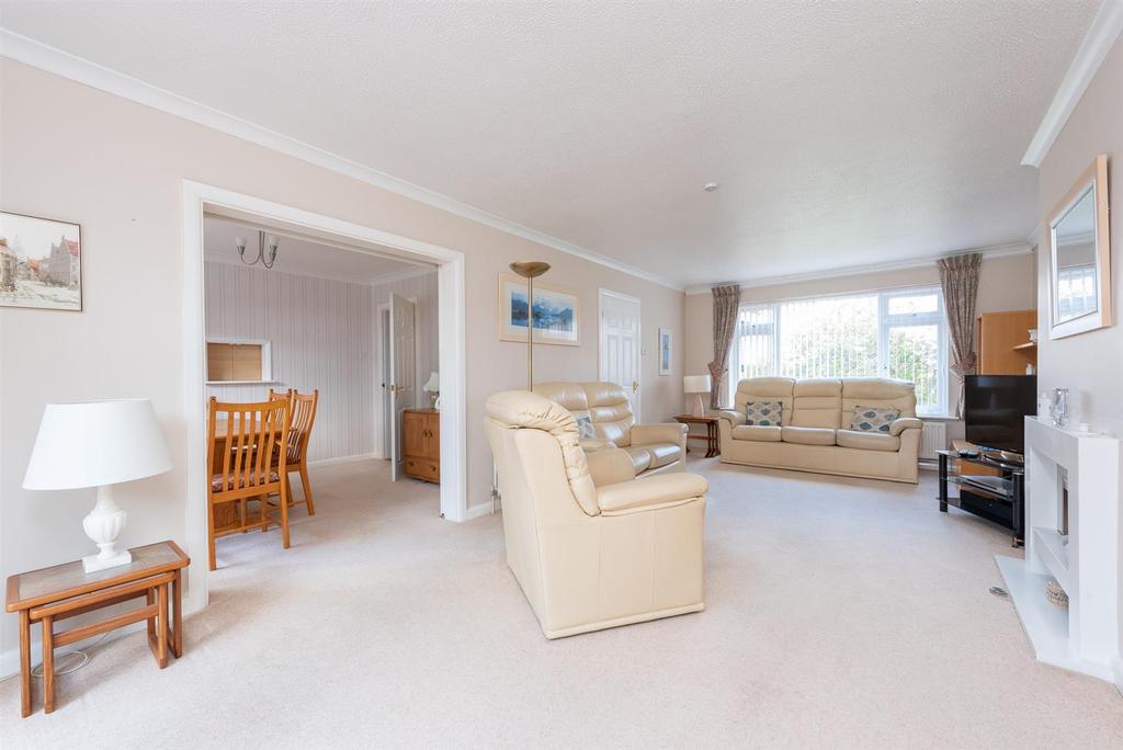 linnet-close-basingstoke-4-bed-detached-house-750-000