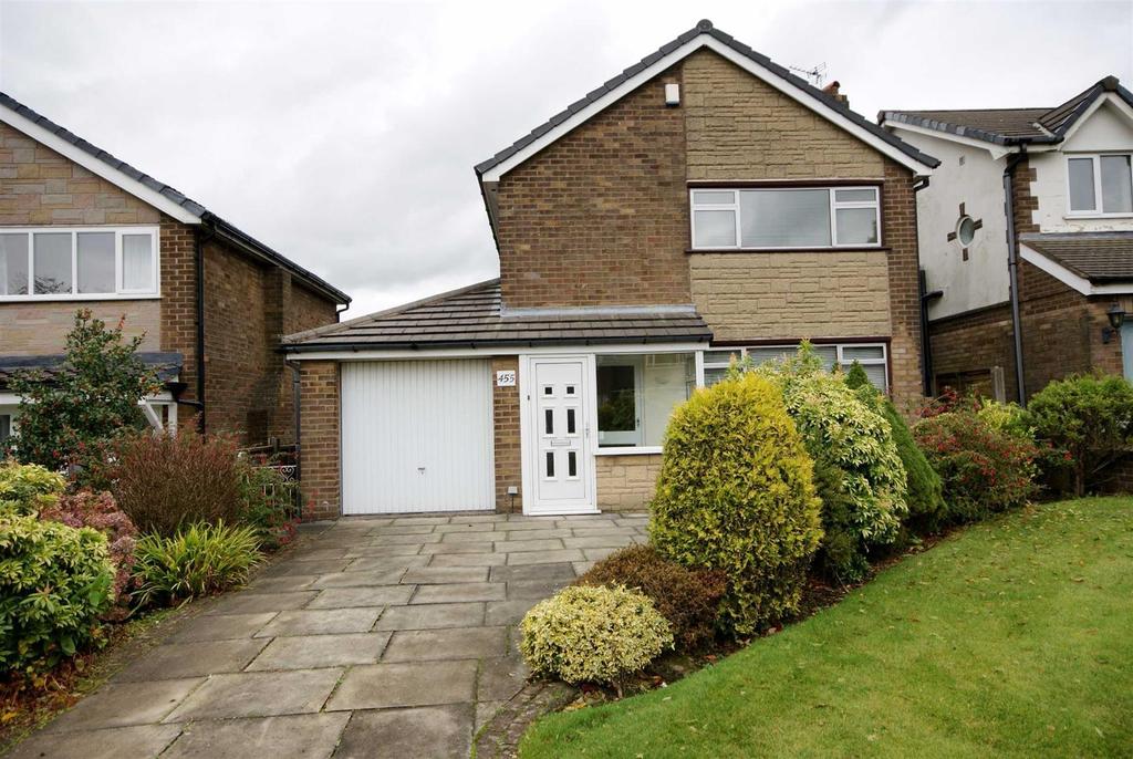 Hough Fold Way, Harwood, Bolton 3 bed detached house £895 pcm (£207 pw)