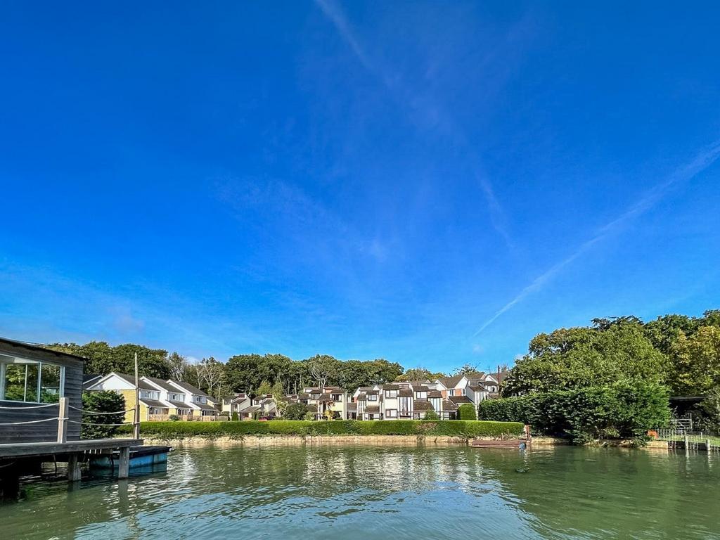 A view from Wootton Creek