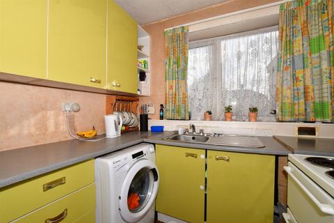 124 Thornton Road, Carshalton, SM5 1NQ