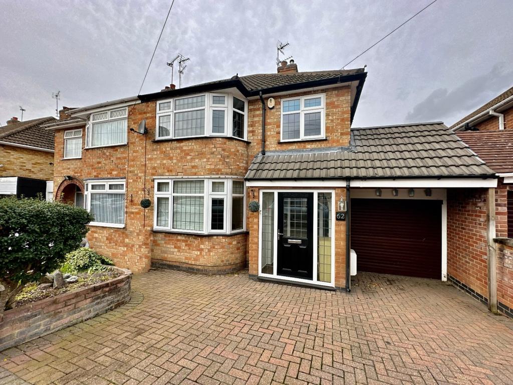 Mossdale Road,Leicester,LE3 2US 3 bed semidetached house for sale £