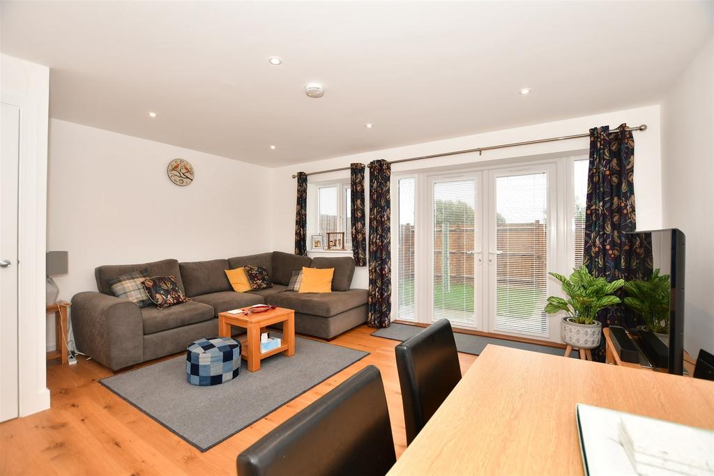 Smiths Close, Brenzett, Romney Marsh, Kent 3 bed terraced house for sale £335,000