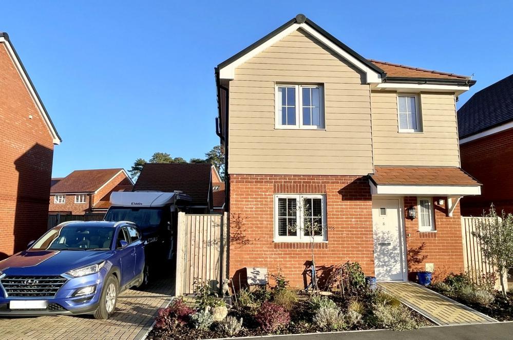 Augustus Avenue, Fordingbridge, SP6 1FL 3 bed detached house £475,000