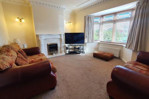 4 bedroom semi-detached house for sale - Well Bank Road, Donwell, WASHINGTON, Tyne & Wear, NE37