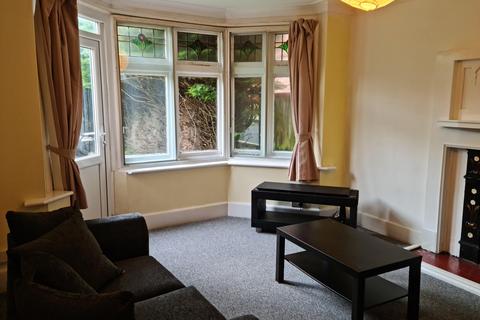 undefined, WINTON Student House * Edgehill Road *  -  SEE VIDEO TOUR