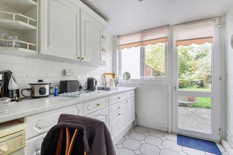94 Allerford Road, London, SE6 3DF