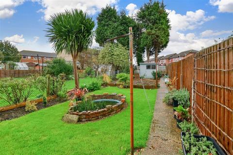 3 bedroom terraced house for sale, Station Road, New Romney, Kent