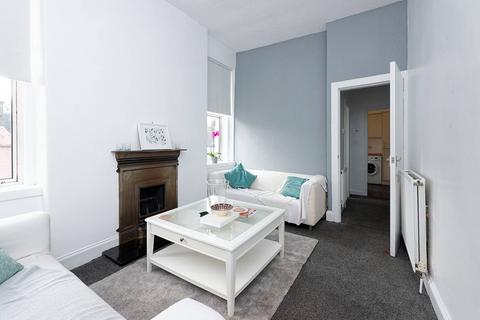 3 bedroom flat for sale, 23 1/2 Low Barholm, Kilbarchan, Johnstone, PA10 2ES