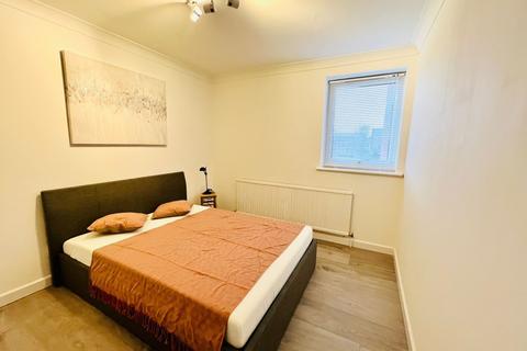 1 bedroom flat to rent, St. Johns Court Church Road, Egham, Surrey, TW20