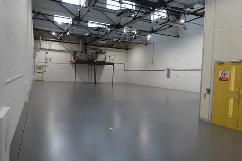 Warehouse to rent, Units 310 & 330 Ampress Park, Ampress Lane, Lymington, SO41 8JX