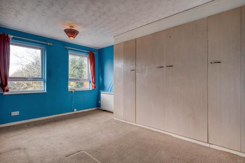 8 Devonish Close, Alcester, B49 6EG