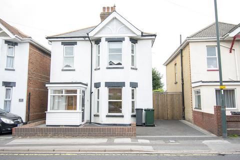 Ensbury Park Road 5 Bed Student House