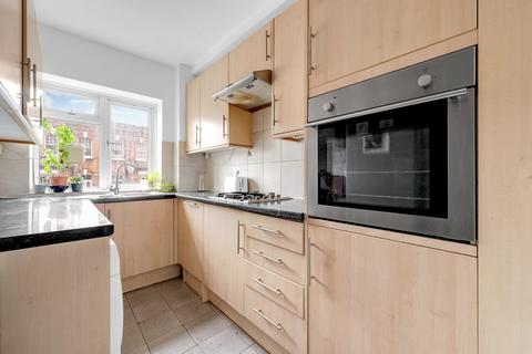 3 bedroom apartment for sale, Barton Court , Barons Court Road, W14
