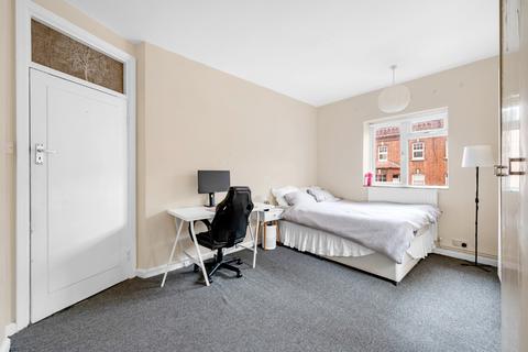 3 bedroom apartment for sale, Barton Court , Barons Court Road, W14
