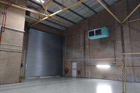 Warehouse to rent, Unit B4 Redlands, Ullswater Crescent, Coulsdon, CR5 2HT