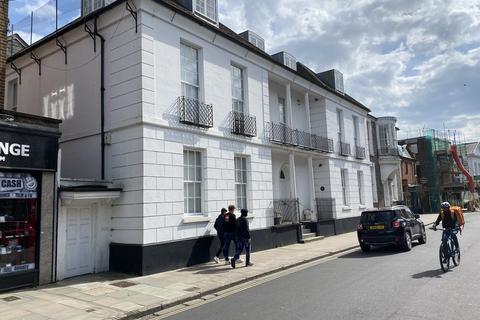 Office to rent - 45 South Street, Chichester, PO19 1DS