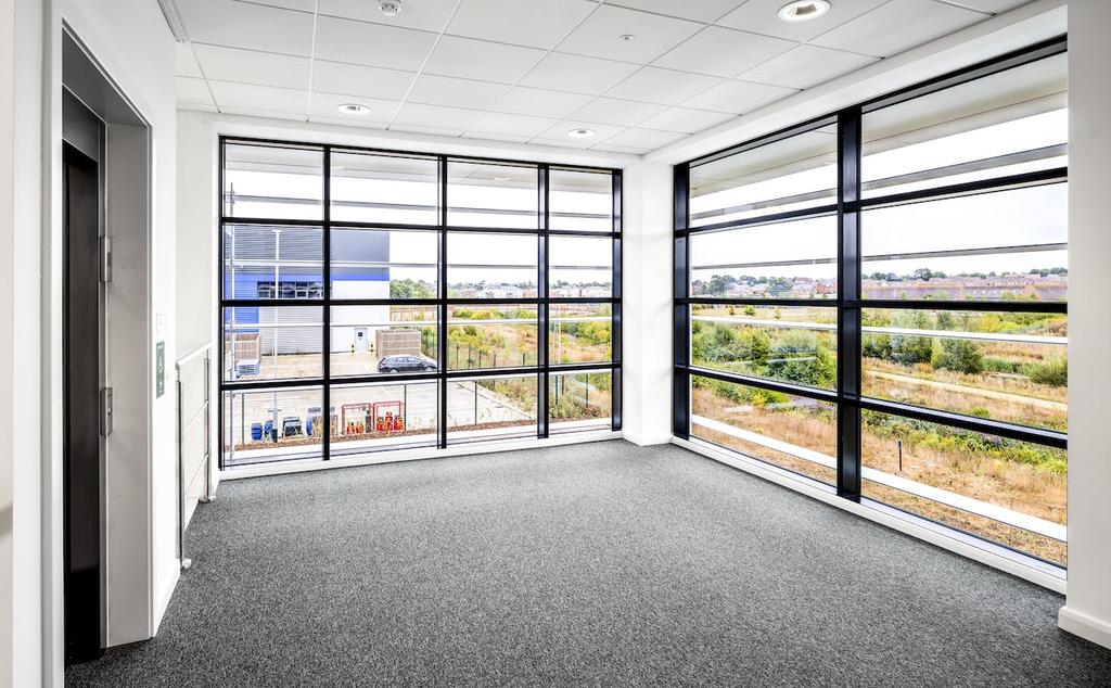PHOTO 11  320 Proxima Park Waterlooville.jpg