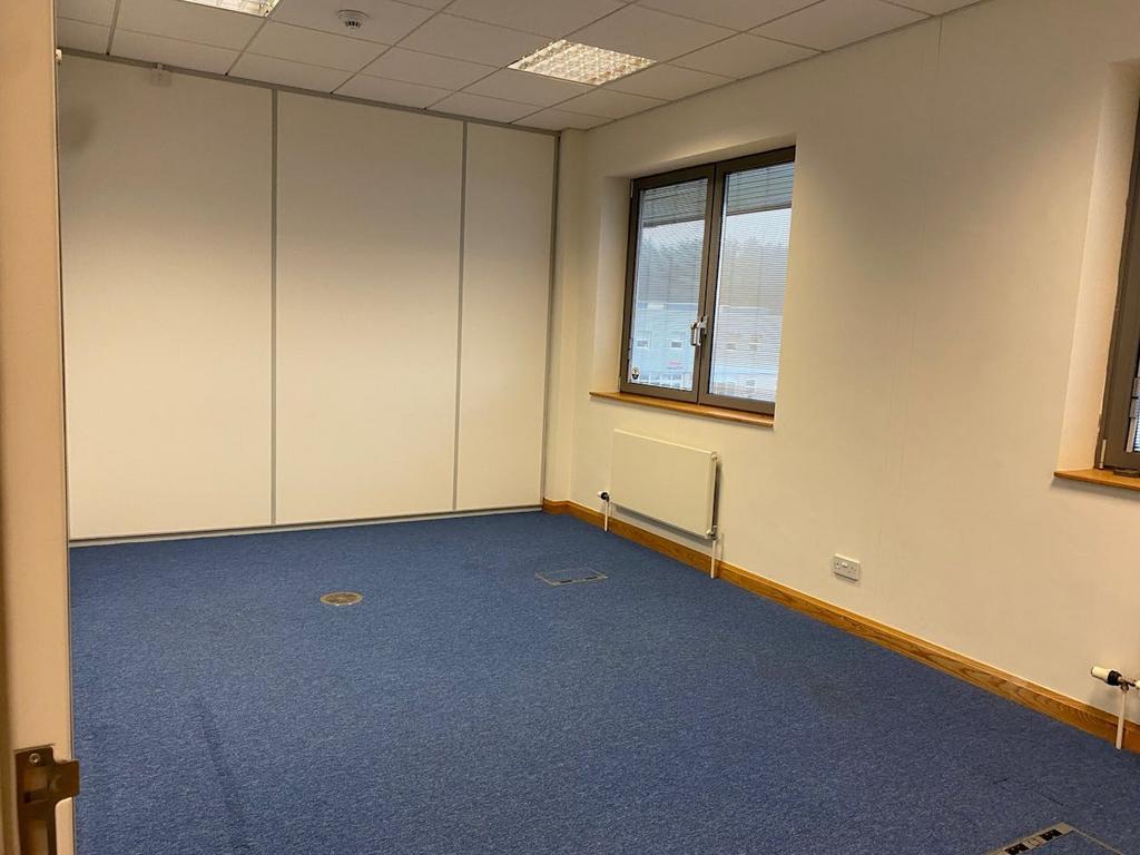 35 Blackmoor Road  Office 10.jpg