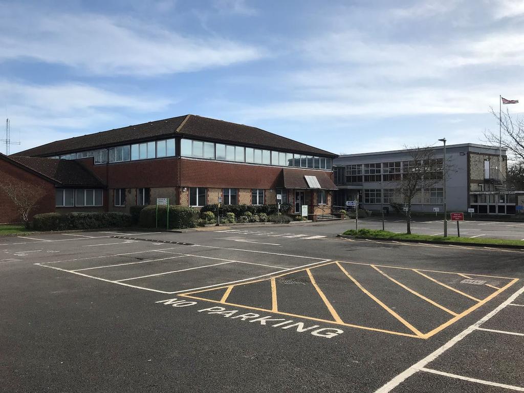 Council Offices Penns Place, Petersfield, GU31 4EX Office to rent £