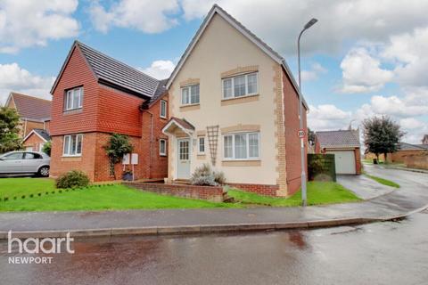 3 bedroom detached house to rent, Starling Close, Caldicot