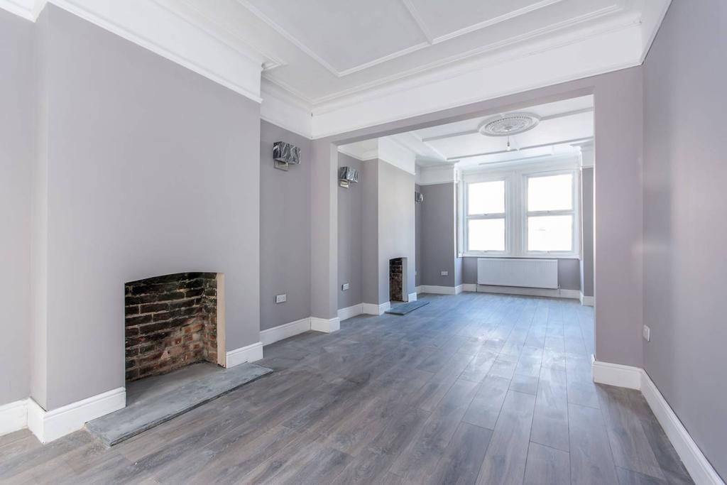 Maldon Road, Acton, London, W3 5 bed terraced house £4,500 pcm (£