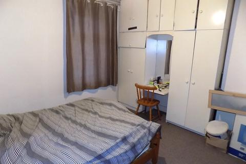 undefined, Wall Street, Blackpool FY1