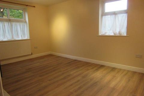 2 bedroom flat to rent, Cotterdale Close, Whalley Range, Manchester. M16 8EA