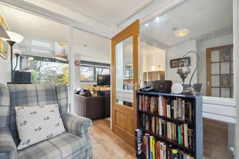 Flat 4, Bute Court, 30 Dirleton Drive, Glasgow, G41 3BQ