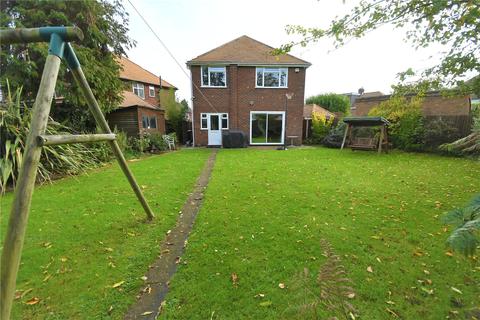 1 Nelson Close, Slough, SL3 7JP