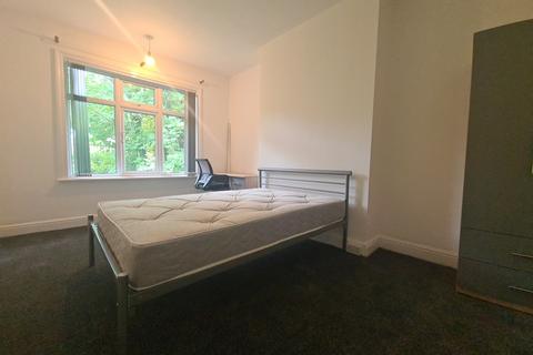 undefined, Ash Road, Leeds