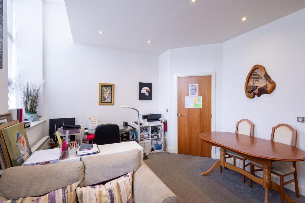 Cavendish Court, Drighlington 1 bed apartment for sale £103,995