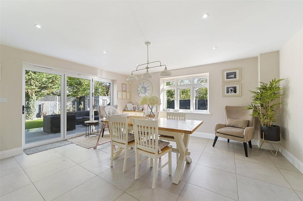 Dining Room/Kitchen