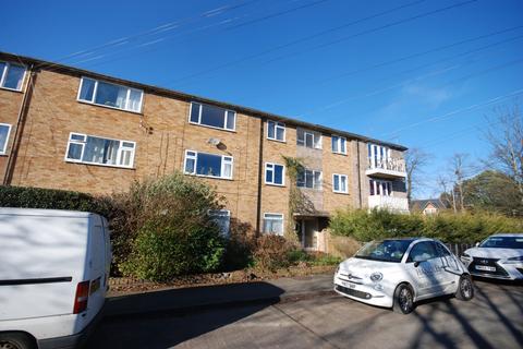 2 bedroom flat to rent, Rugby Road, Leamington Spa, Warwickshire, CV32