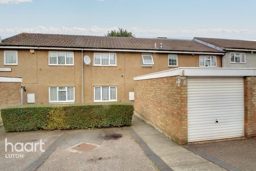 Surrey Street, Luton 3 bed terraced house for sale £300,000