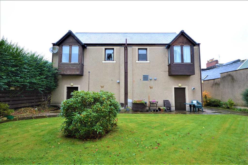 Townhead Court, Strathaven 2 bed apartment £600 pcm (£138 pw)