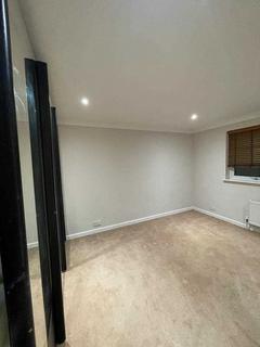 3 bedroom apartment to rent - Gleneagles, Stanmore