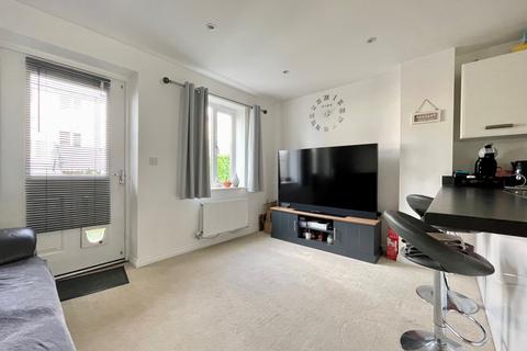 16 Burrough Fields, Cranbrook, Exeter, EX5 7AN