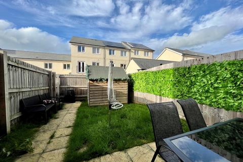 16 Burrough Fields, Cranbrook, Exeter, EX5 7AN