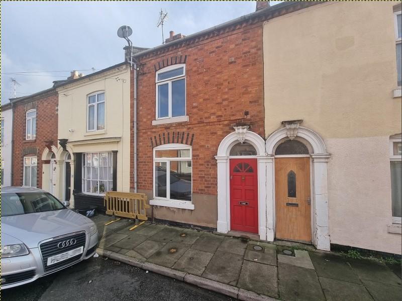 Cloutsham Street, Northampton... 2 bed terraced house - £795 pcm (£183 pw)