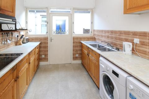 8 Durham Drive, Edinburgh, EH15 1PG