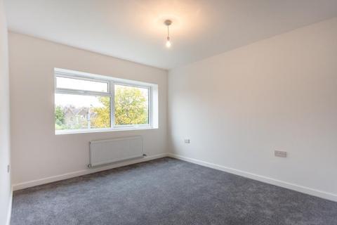 2 bedroom apartment for sale, Craven Avenue, W5