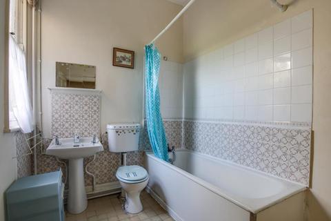 Flat 1, 8 King Edwards Gardens, London, W3 9RG