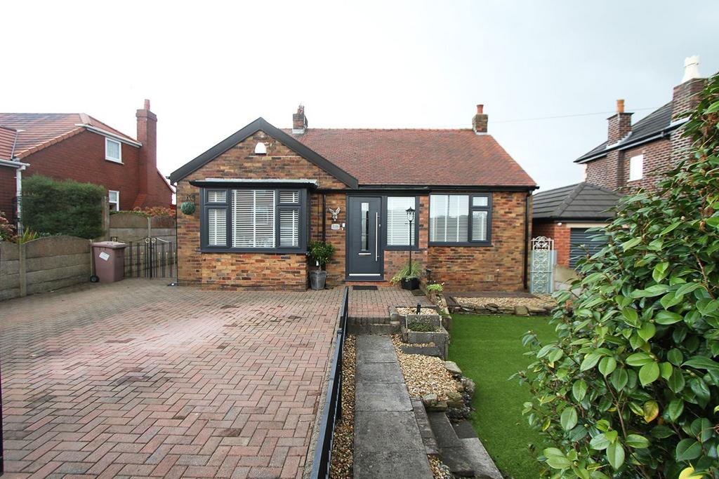 Liverpool Road, Haydock, St. Helens, WA11 9RX 2 bed detached bungalow