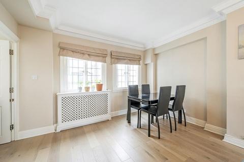 3 bedroom flat for sale, Baker Street, Marylebone