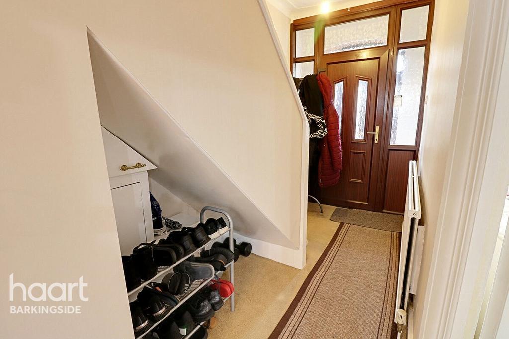 Bute Road, Barkingside 3 bed semidetached house £550,000