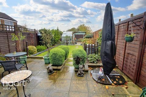 17 Rivermill, Harlow, CM20 1NP