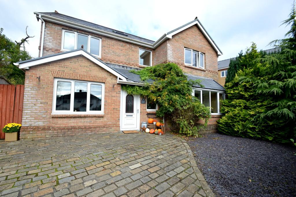 Andrews Close, Tondu, Bridgend County Borough, CF32 9EQ 3 bed detached