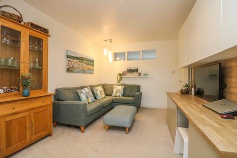 5 Broadlands Road, Hockley, SS5 5DT
