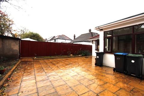 4 bedroom detached bungalow for sale - Trent Gardens, Southgate