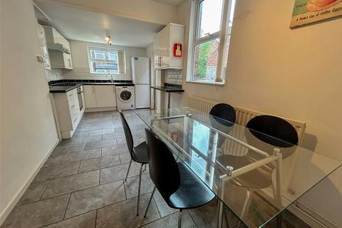 4 bedroom end of terrace house to rent, Furness Road, Manchester, Greater Manchester, M14